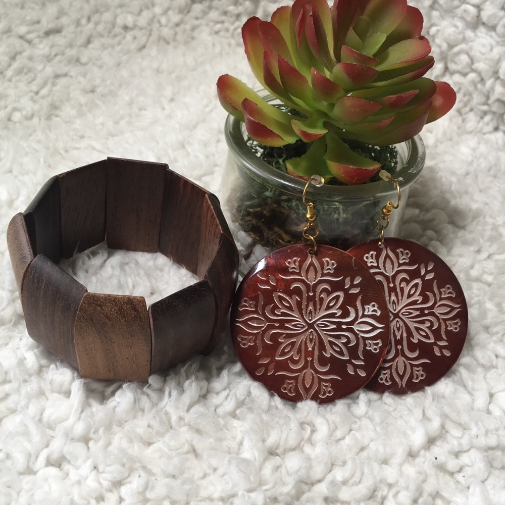 Wooden style jewelry set